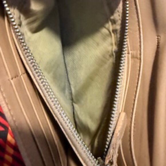 Miu Miu Gold/orange Patent Leather Long Wallet - Picture 3 of 6